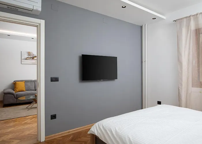 Sena Luxury * Пула